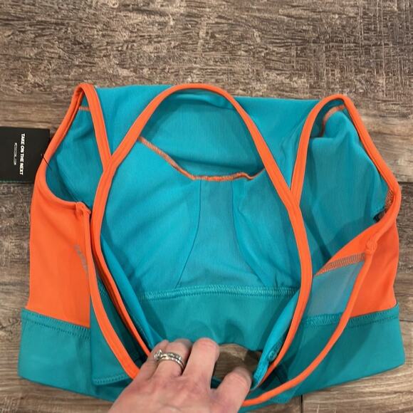 NWT MISSION VaporActive Sensory Cross Back Medium Impact Sports Bra M - Picture 6 of 8